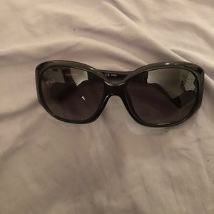Authentic Black Fendi Sunglasses!